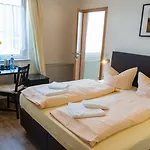Akzent Hotel Roter Ochse Rhens Bei Koblenz Отель 3*