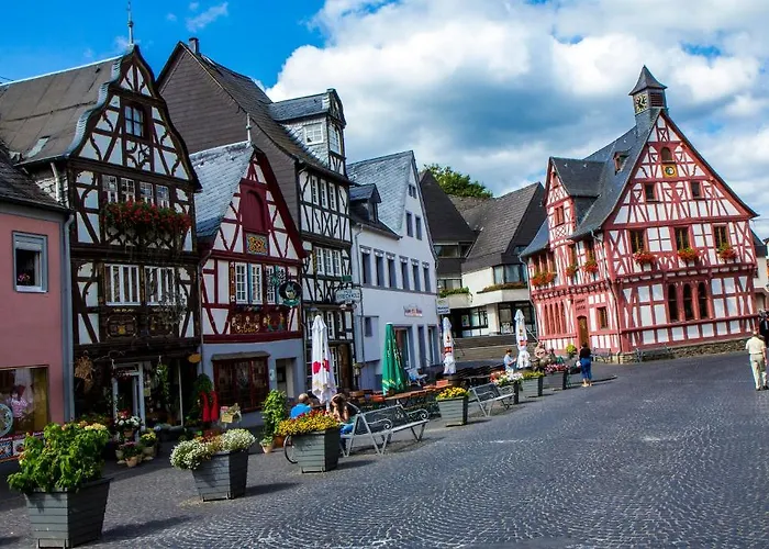 Akzent Restaurant Roter Ochse Bei Koblenz 伦斯